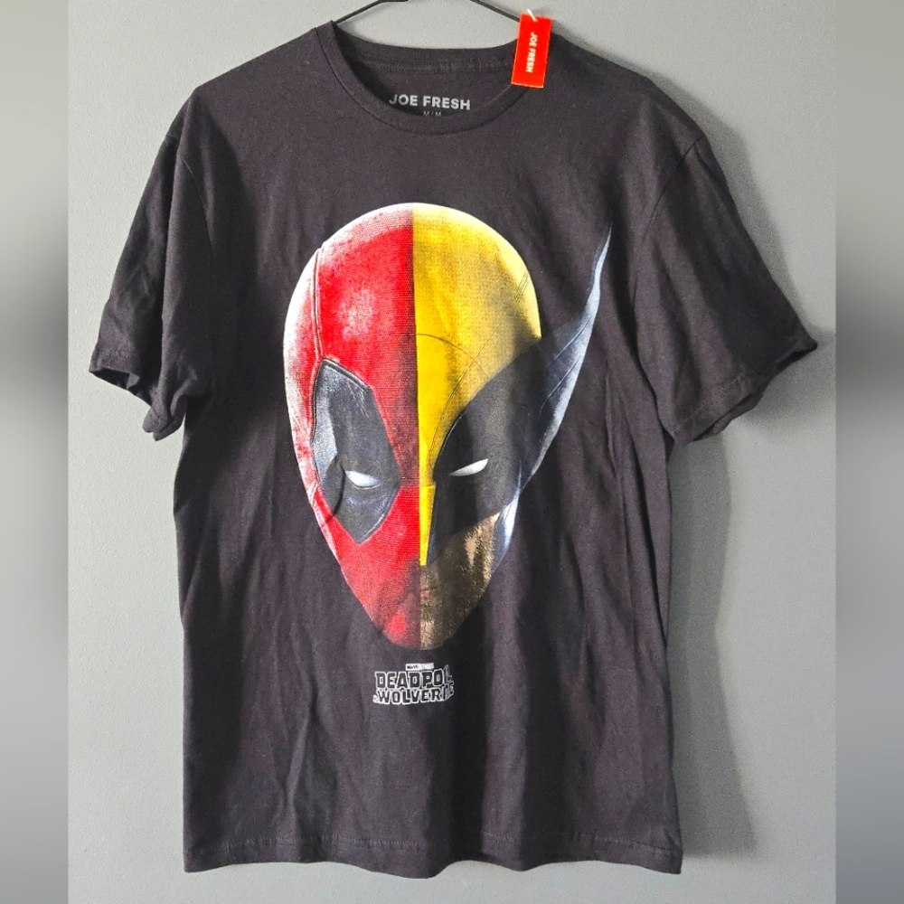 NWT Deadpool And Wolverine T-shirt Mens Medium